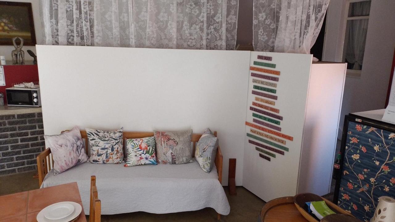 Larochelle Guesthouse 키트만슙 외부 사진
