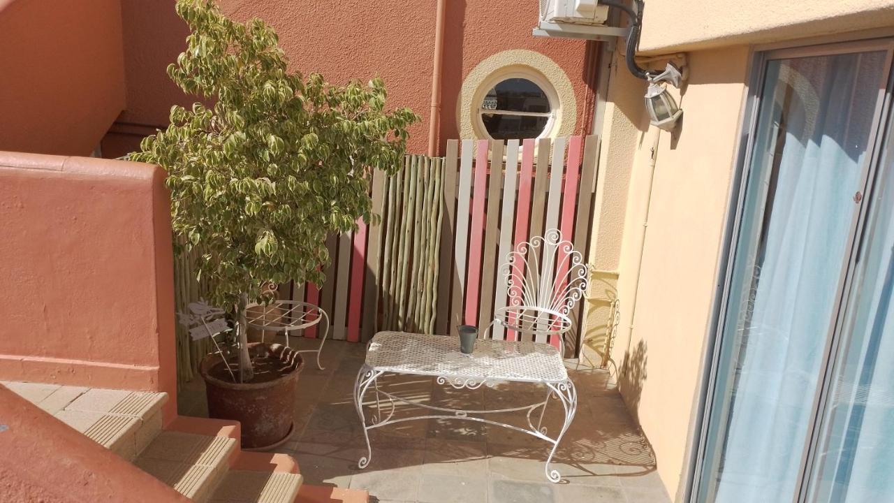 Larochelle Guesthouse 키트만슙 외부 사진