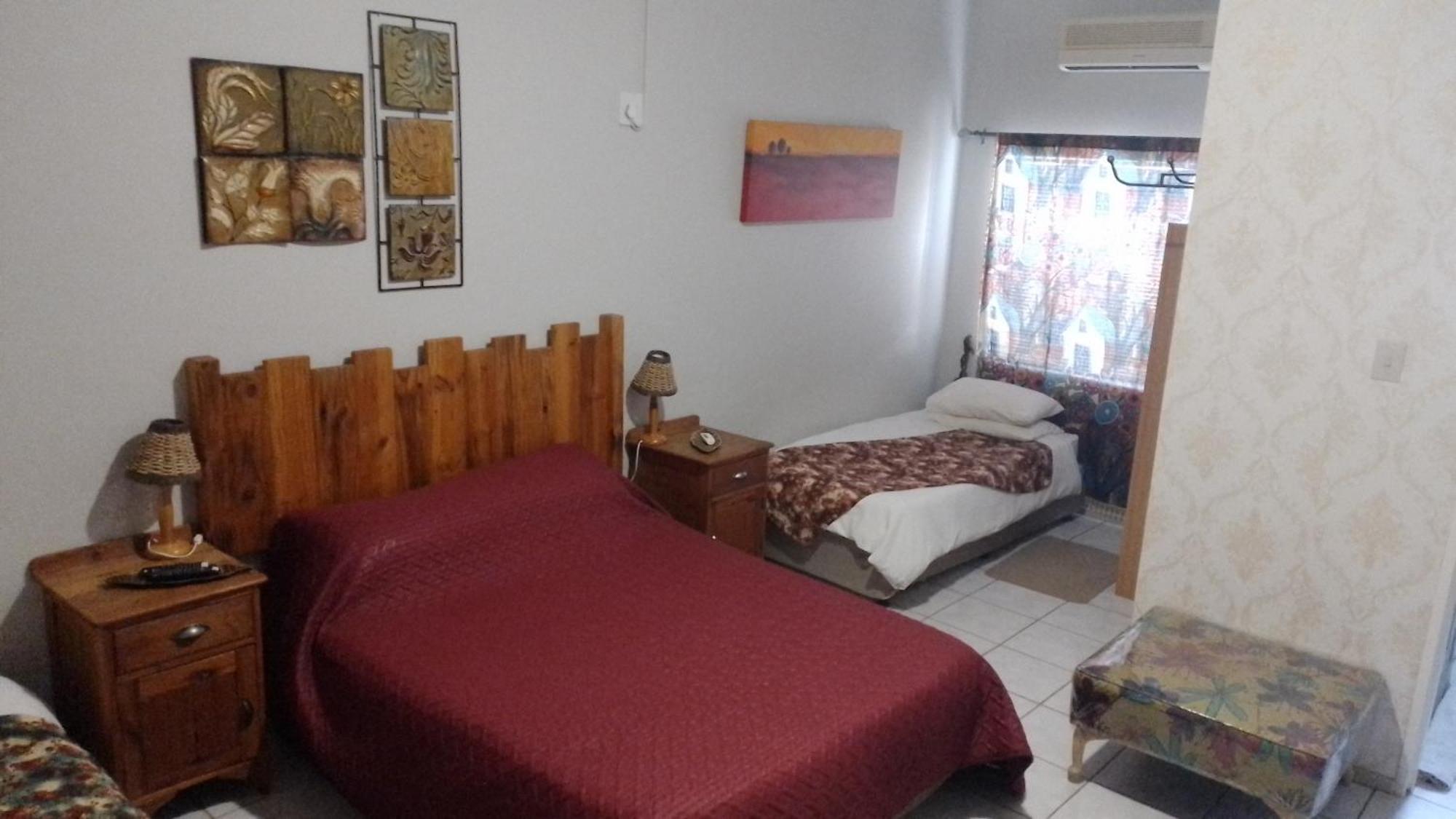 Larochelle Guesthouse 키트만슙 객실 사진