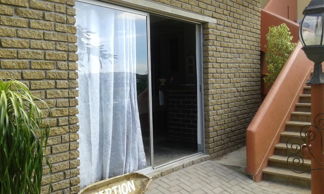 Larochelle Guesthouse 키트만슙 외부 사진